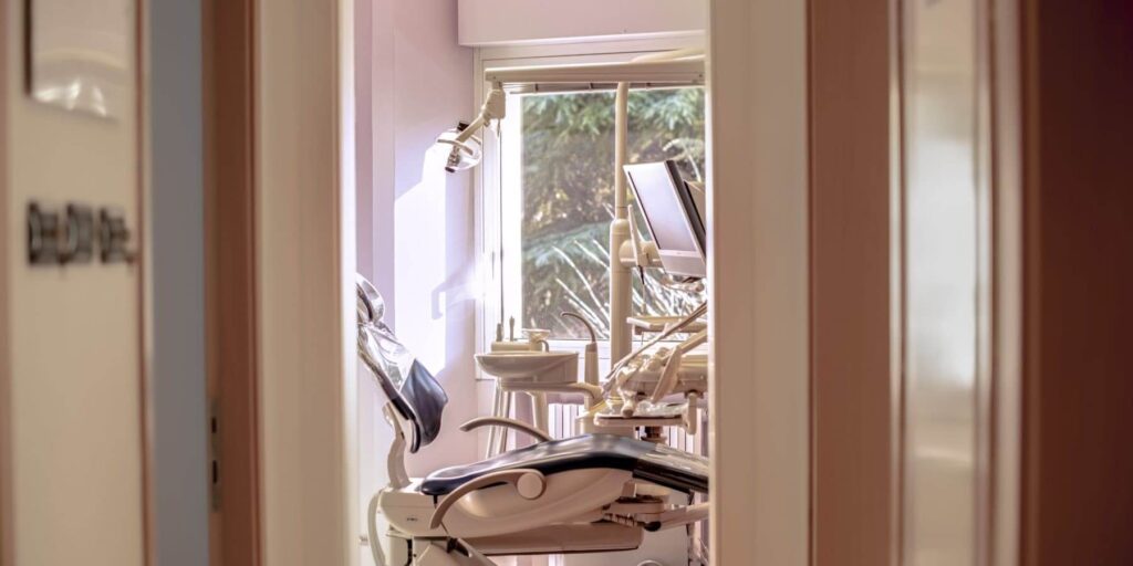 Studi dentistici vicino a me, Studio dentistico nelle vicinanze